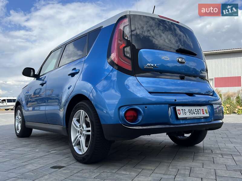 Внедорожник / Кроссовер Kia Soul 2015 в Луцке