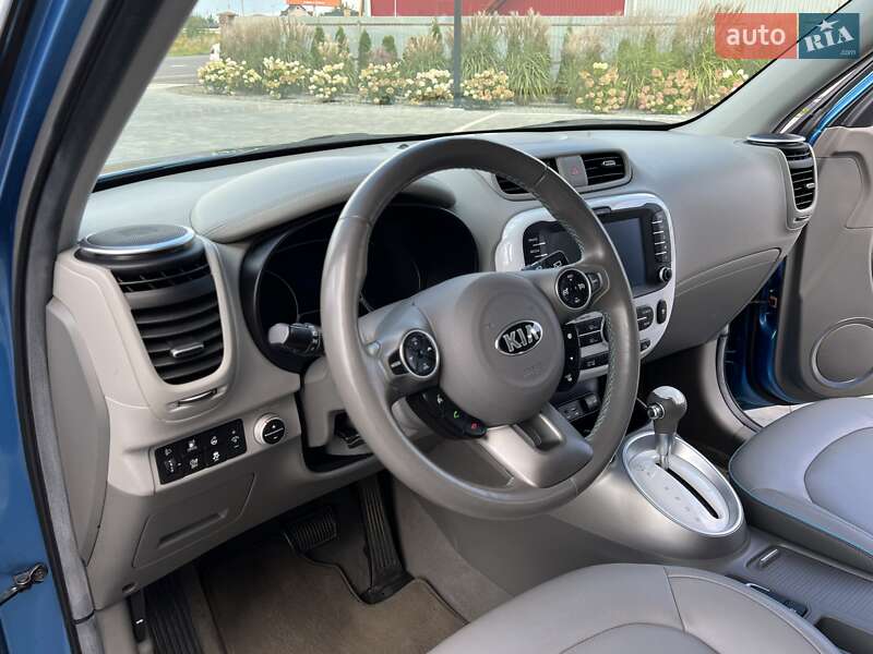 Внедорожник / Кроссовер Kia Soul 2015 в Луцке