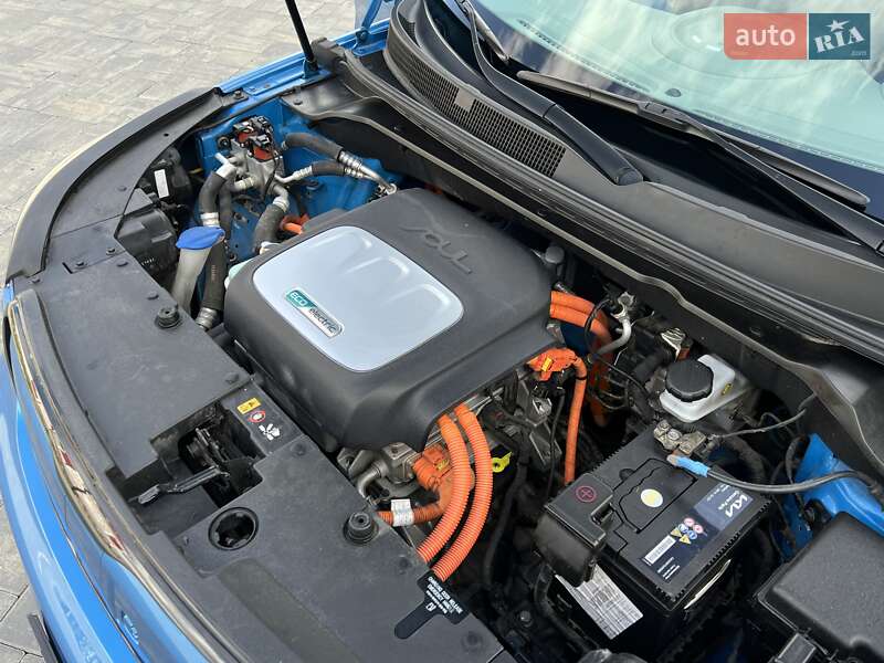 Внедорожник / Кроссовер Kia Soul 2015 в Луцке