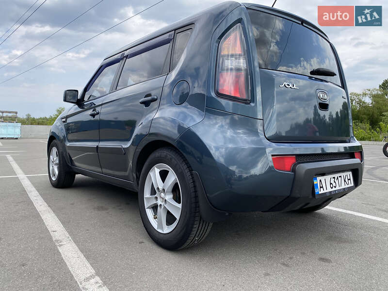Внедорожник / Кроссовер Kia Soul 2010 в Ирпене