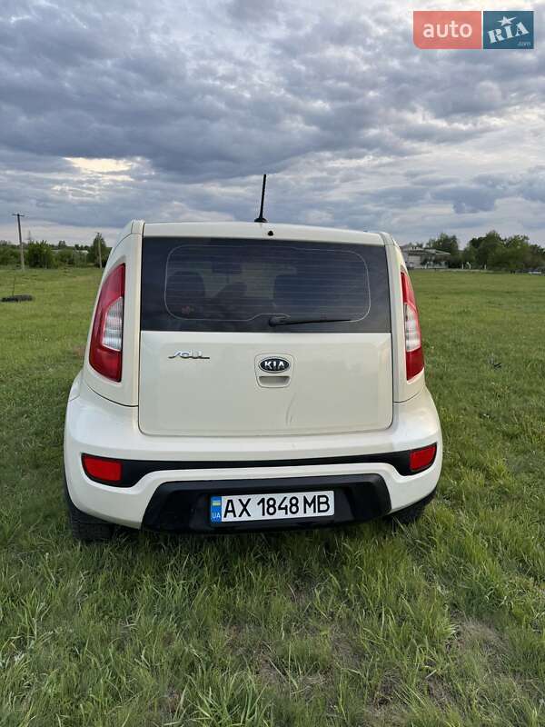 Внедорожник / Кроссовер Kia Soul 2011 в Ольшанах