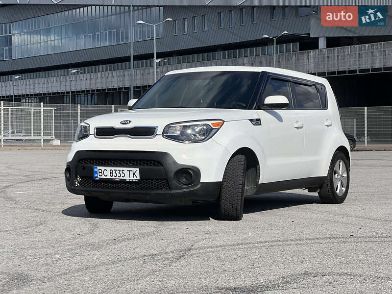 Позашляховик / Кросовер Kia Soul 2016 в Львові