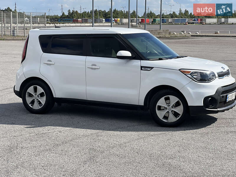 Позашляховик / Кросовер Kia Soul 2016 в Львові