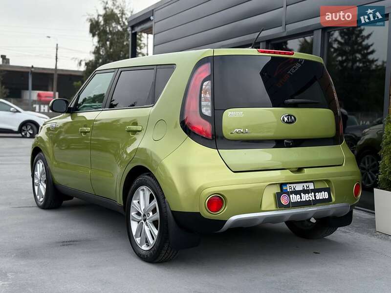 Внедорожник / Кроссовер Kia Soul 2017 в Ровно