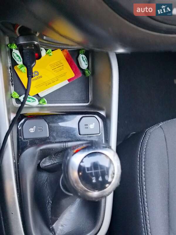 Позашляховик / Кросовер Kia Soul 2013 в Києві