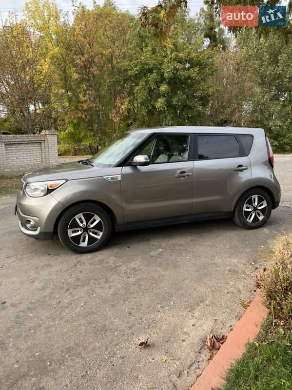 Внедорожник / Кроссовер Kia Soul 2014 в Ахтырке