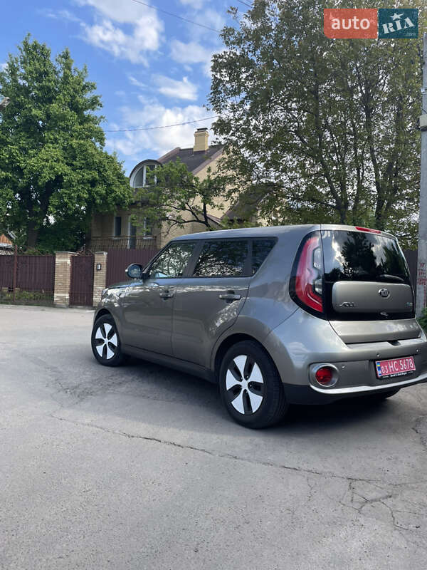 Позашляховик / Кросовер Kia Soul 2016 в Рівному фото 4 Позашляховик / Кросовер Kia Soul 2016 в Рівному