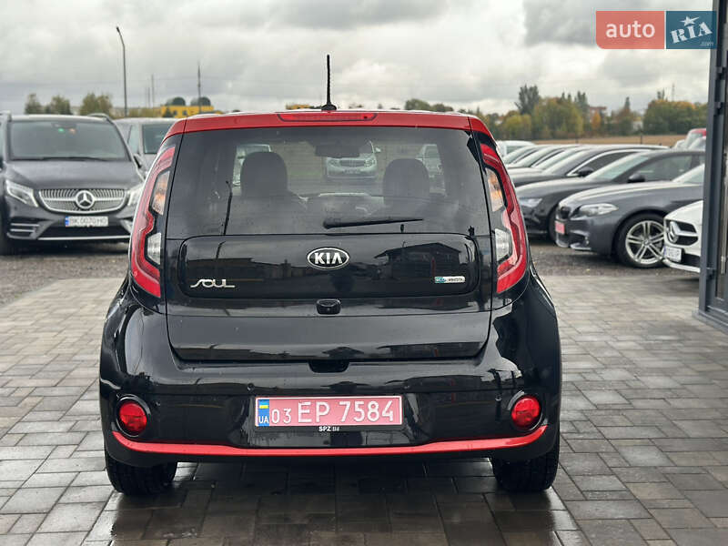 Внедорожник / Кроссовер Kia Soul 2015 в Ровно