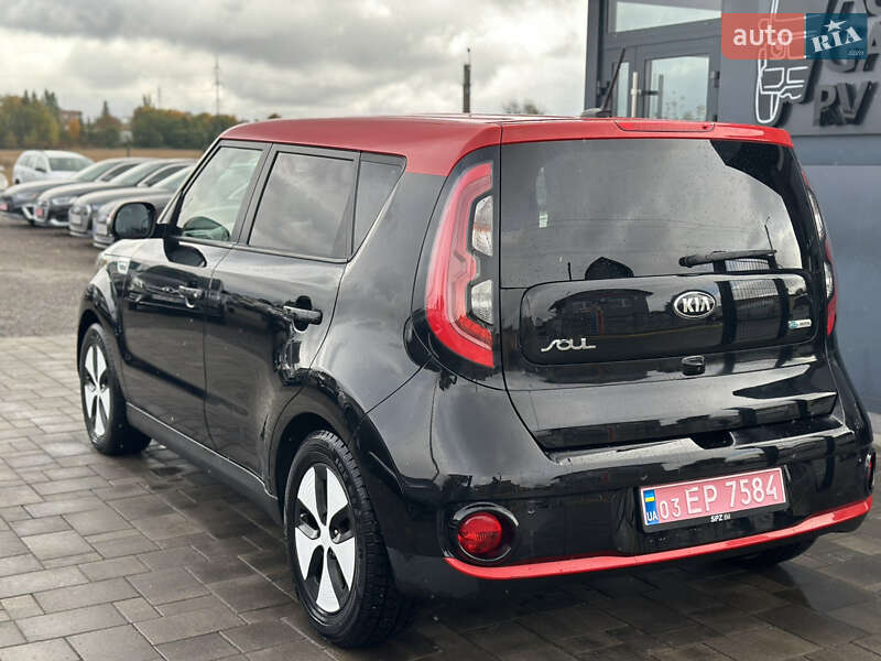 Внедорожник / Кроссовер Kia Soul 2015 в Ровно