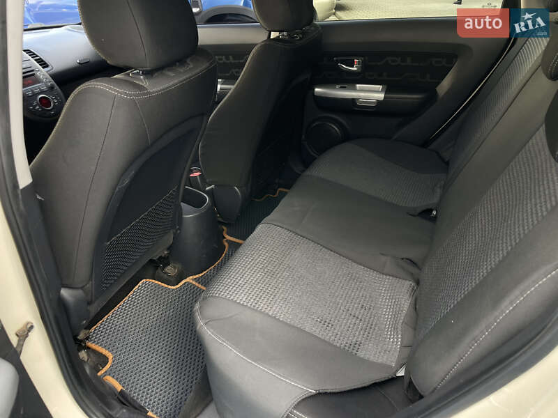 Позашляховик / Кросовер Kia Soul 2012 в Одесі