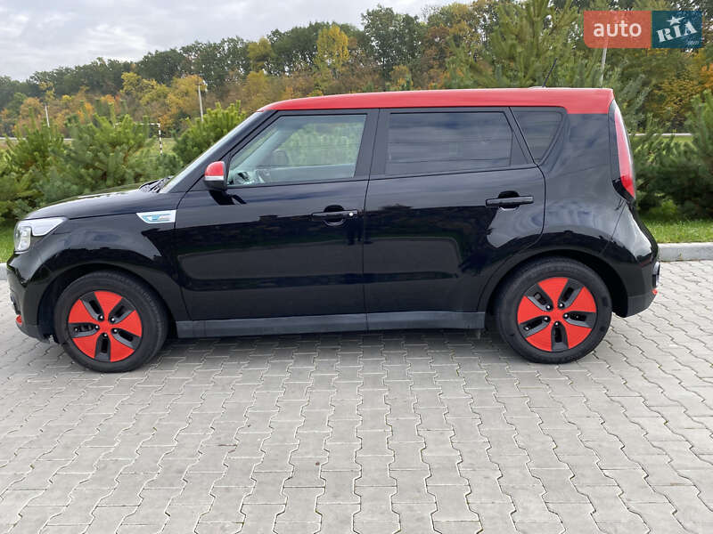 Внедорожник / Кроссовер Kia Soul 2016 в Луцке