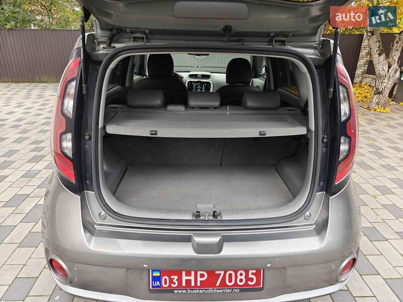 Внедорожник / Кроссовер Kia Soul 2015 в Ивано-Франковске