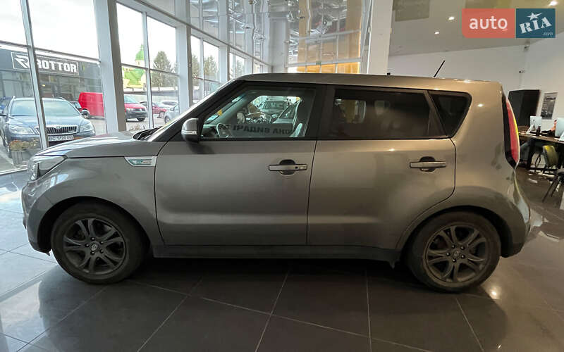 Позашляховик / Кросовер Kia Soul 2015 в Шептицькому