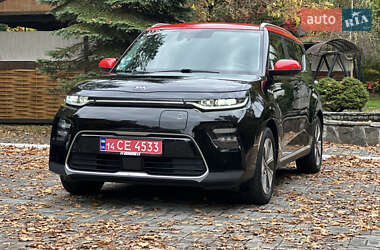Позашляховик / Кросовер Kia Soul 2020 в  фото 2 Позашляховик / Кросовер Kia Soul 2020 в