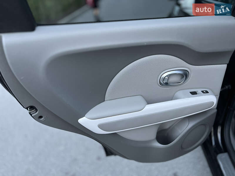 Позашляховик / Кросовер Kia Soul 2017 в Вінниці