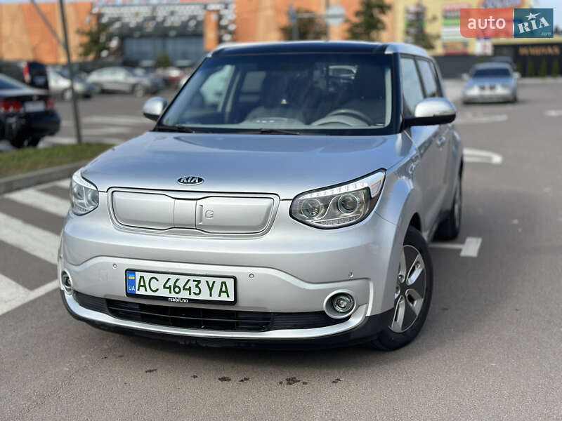Внедорожник / Кроссовер Kia Soul 2017 в Ровно фото 3 Внедорожник / Кроссовер Kia Soul 2017 в Ровно