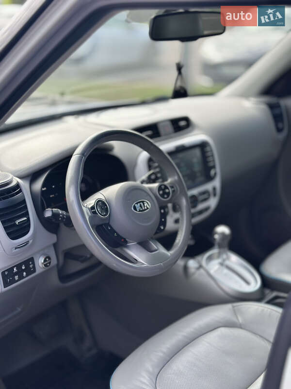 Внедорожник / Кроссовер Kia Soul 2017 в Ровно фото 19 Внедорожник / Кроссовер Kia Soul 2017 в Ровно