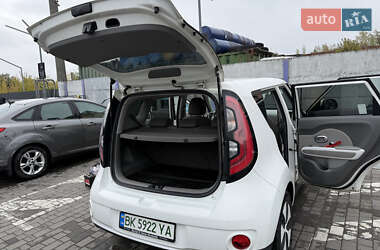 Внедорожник / Кроссовер Kia Soul 2015 в 