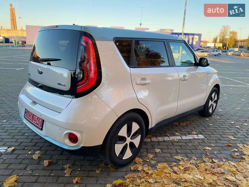 Внедорожник / Кроссовер Kia Soul 2015 в Тернополе