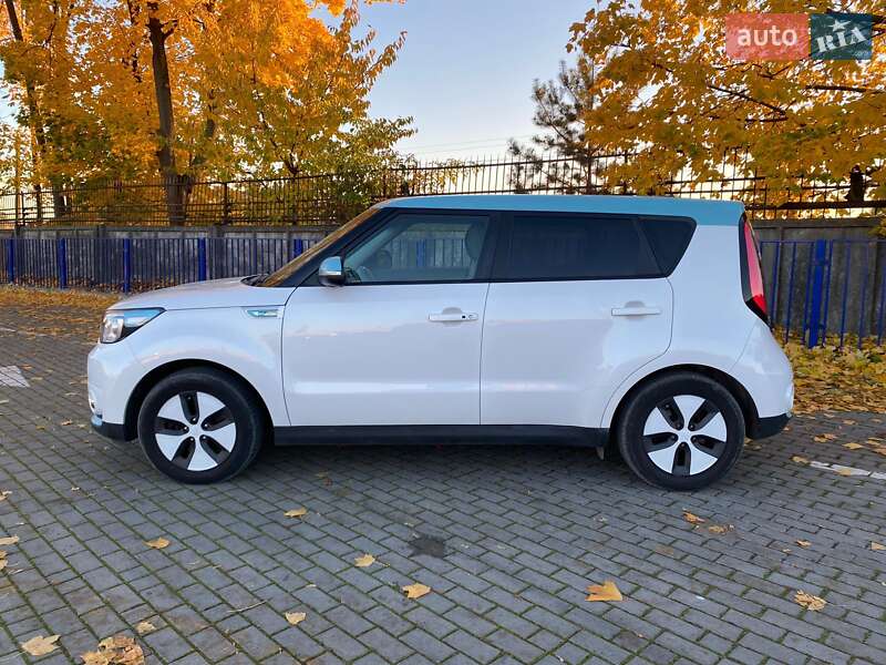 Внедорожник / Кроссовер Kia Soul 2015 в Тернополе