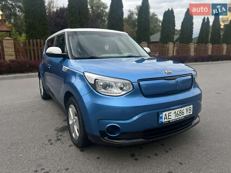 Внедорожник / Кроссовер Kia Soul 2015 в Днепре фото 5 Внедорожник / Кроссовер Kia Soul 2015 в Днепре