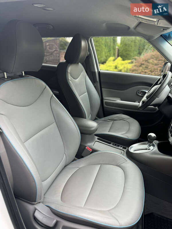 Внедорожник / Кроссовер Kia Soul 2016 в Ровно фото 9 Внедорожник / Кроссовер Kia Soul 2016 в Ровно