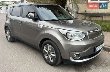 Внедорожник / Кроссовер Kia Soul 2017 в Львове Внедорожник / Кроссовер Kia Soul 2017 в Львове