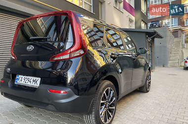 Позашляховик / Кросовер Kia Soul 2021 в  фото 5 Позашляховик / Кросовер Kia Soul 2021 в