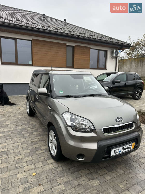 Внедорожник / Кроссовер Kia Soul 2009 в Виннице фото 2 Внедорожник / Кроссовер Kia Soul 2009 в Виннице