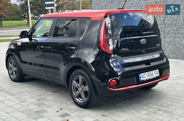 Внедорожник / Кроссовер Kia Soul 2018 в 