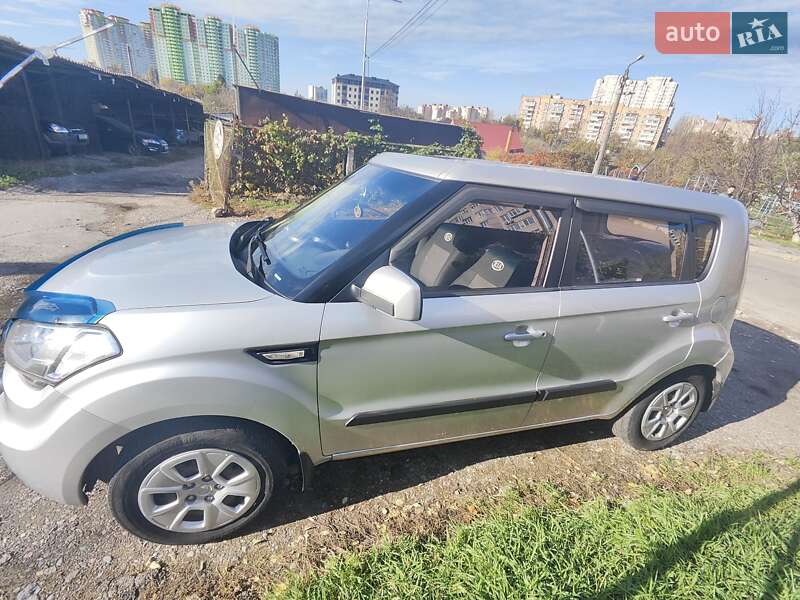 Позашляховик / Кросовер Kia Soul 2011 в Києві фото 6 Позашляховик / Кросовер Kia Soul 2011 в Києві
