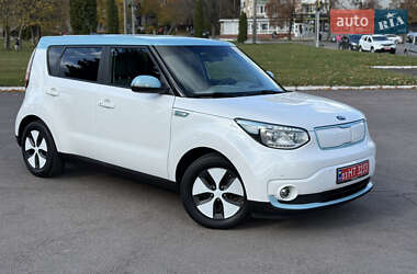 Внедорожник / Кроссовер Kia Soul 2016 в Ровно