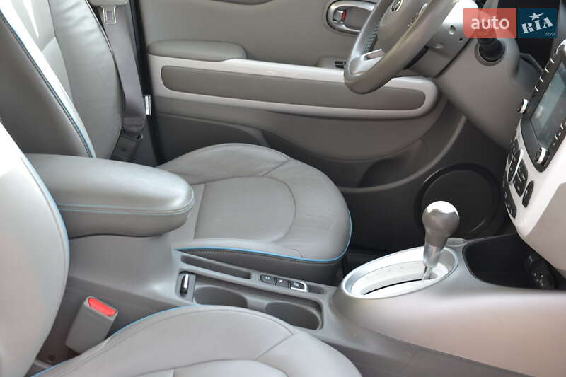 Внедорожник / Кроссовер Kia Soul 2015 в Луцке фото 27 Внедорожник / Кроссовер Kia Soul 2015 в Луцке