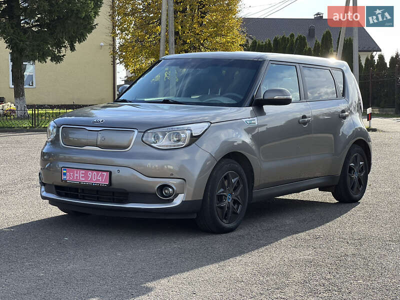 Внедорожник / Кроссовер Kia Soul 2016 в Владимире фото 14 Внедорожник / Кроссовер Kia Soul 2016 в Владимире
