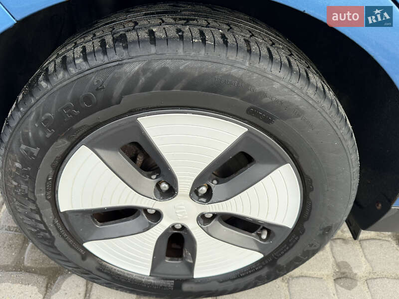 Внедорожник / Кроссовер Kia Soul 2014 в Львове