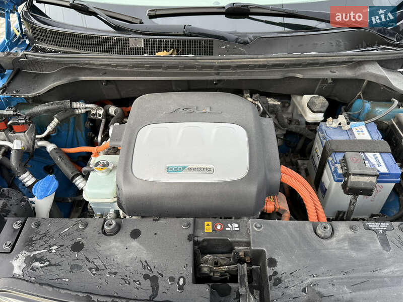 Внедорожник / Кроссовер Kia Soul 2014 в Львове