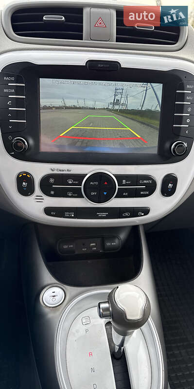 Внедорожник / Кроссовер Kia Soul 2014 в Львове