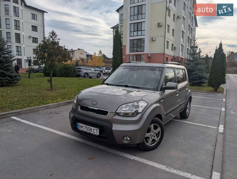 Внедорожник / Кроссовер Kia Soul 2008 в Здолбунове
