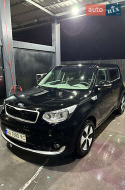 Внедорожник / Кроссовер Kia Soul 2016 в Киеве