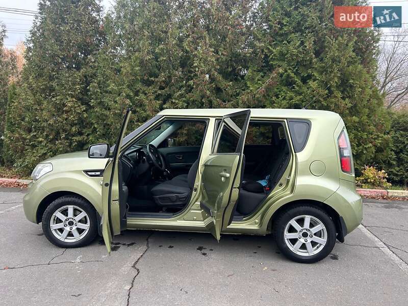 Внедорожник / Кроссовер Kia Soul 2011 в Хмельницком