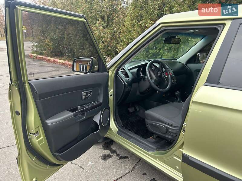 Внедорожник / Кроссовер Kia Soul 2011 в Хмельницком