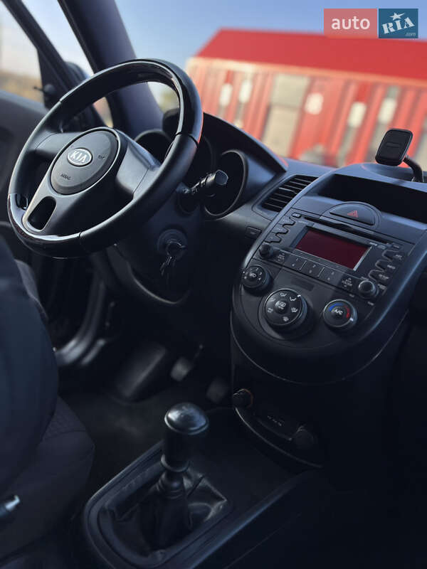 Позашляховик / Кросовер Kia Soul 2011 в Львові