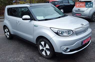 Внедорожник / Кроссовер Kia Soul 2015 в Каменец-Подольском