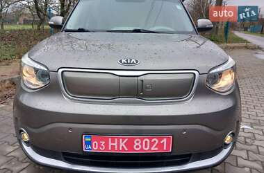 Позашляховик / Кросовер Kia Soul 2017 в Луцьку