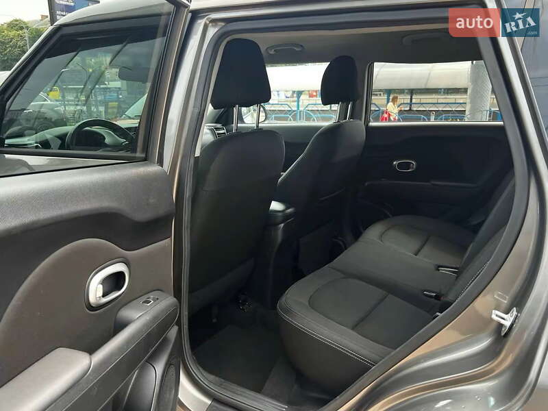 Внедорожник / Кроссовер Kia Soul 2018 в Киеве