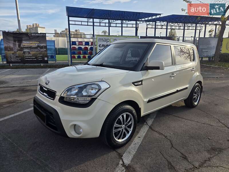 Внедорожник / Кроссовер Kia Soul 2012 в Киеве фото 3 Внедорожник / Кроссовер Kia Soul 2012 в Киеве