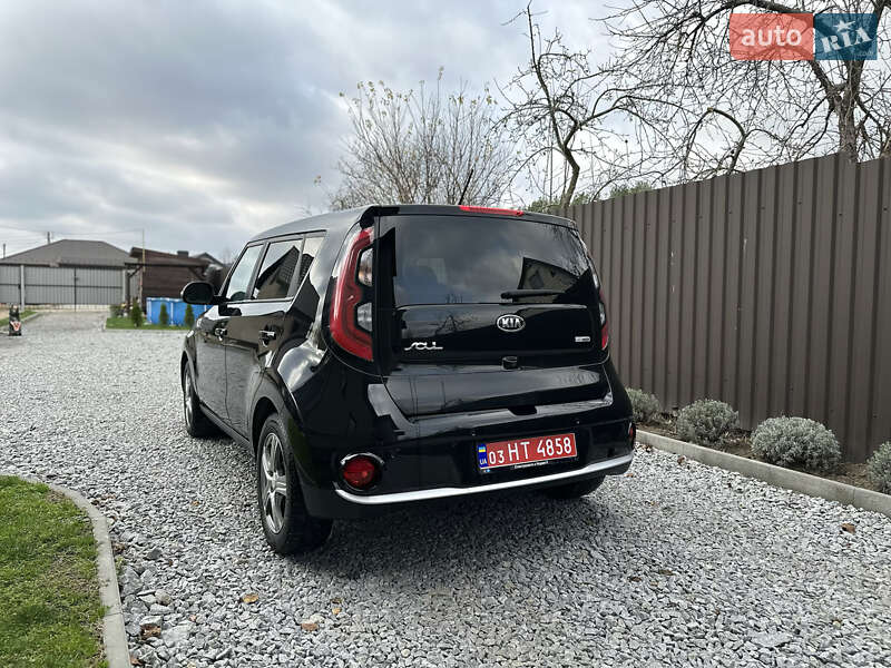 Внедорожник / Кроссовер Kia Soul 2018 в Житомире