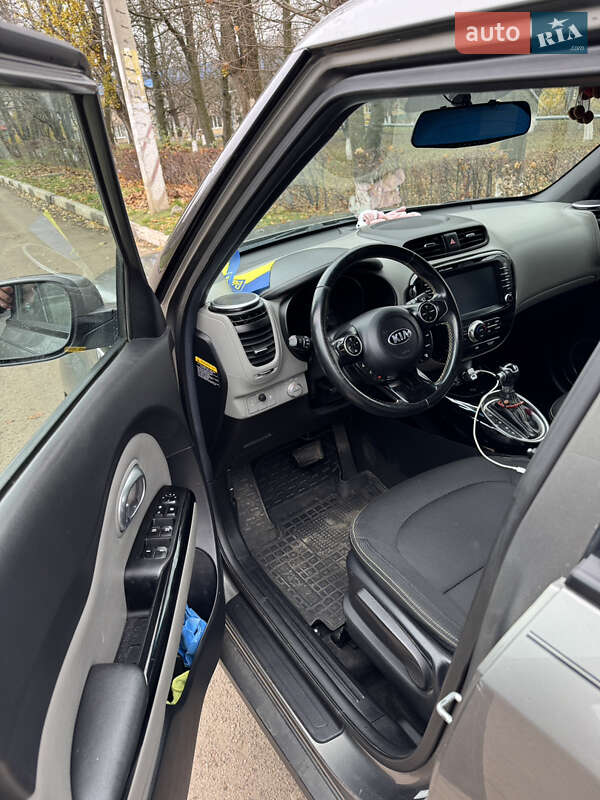 Позашляховик / Кросовер Kia Soul 2015 в Подільську фото 6 Позашляховик / Кросовер Kia Soul 2015 в Подільську
