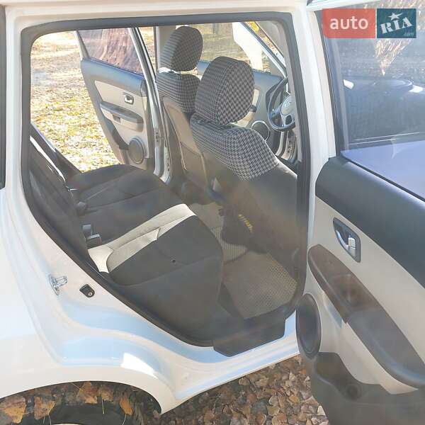 Внедорожник / Кроссовер Kia Soul 2012 в Кременчуге фото 24 Внедорожник / Кроссовер Kia Soul 2012 в Кременчуге