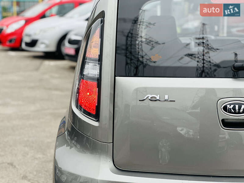 Позашляховик / Кросовер Kia Soul 2011 в Харкові